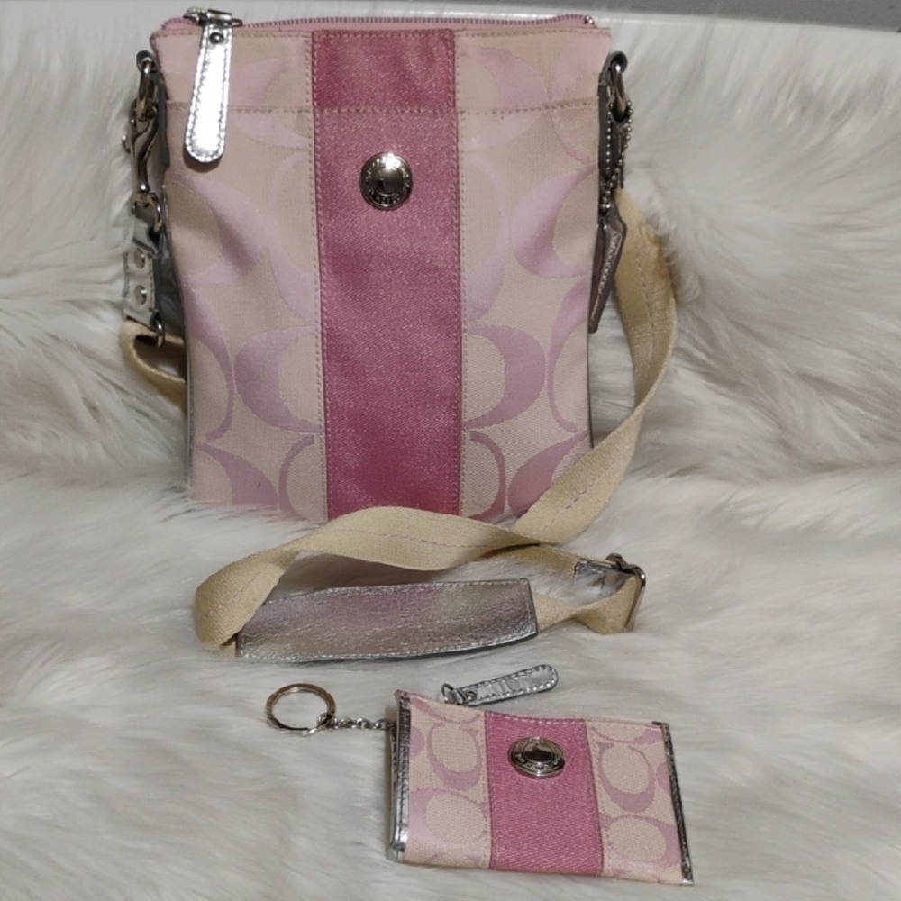 SALE! Coach Pink 🩷 Silver Vintage Crossbody Bag W Matching Wallet